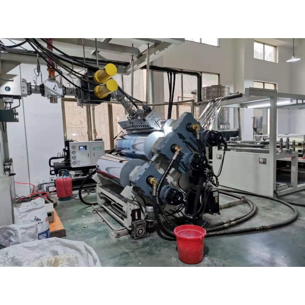 開放式冷水機(jī)，水冷式冷水機(jī)，工業(yè)冷水機(jī)